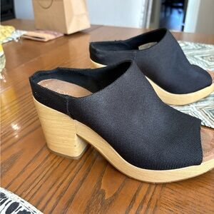 Toms Black Canvas Slip-Ons